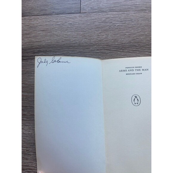 Arms and the Man by Bernard Shaw - Penguin Books - 1971 - Picture 3 of 4